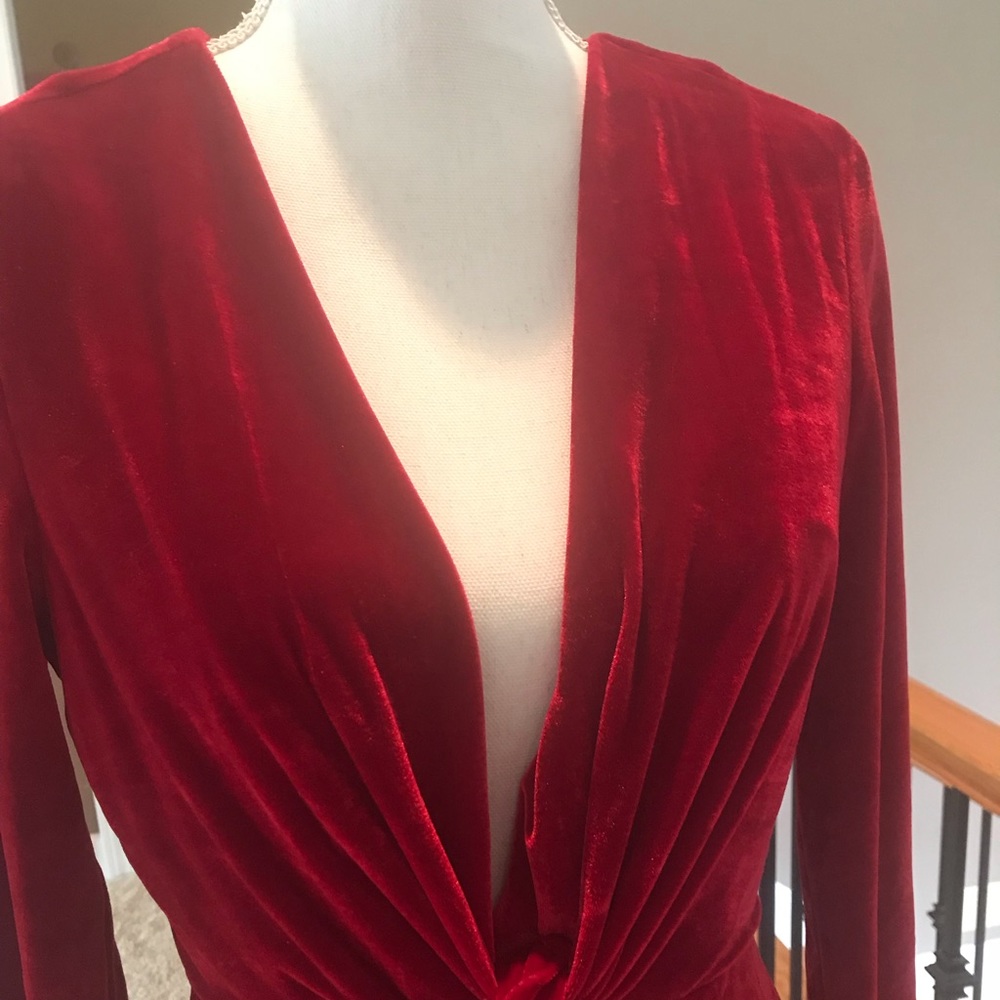 Stunning red velvet dress! Perfect for semi!
